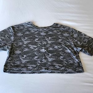 Fabletics gray army print crop top